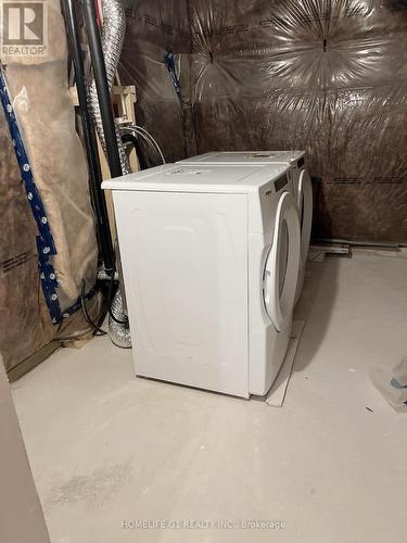 44 Bannister Lower Road, Barrie, ON - Indoor Photo Showing Laundry Room