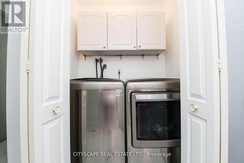 6037 Clover Ridge Crescent, Mississauga, ON - Indoor Photo Showing Laundry Room