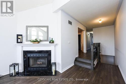 6037 Clover Ridge Crescent, Mississauga, ON - Indoor Photo Showing Living Room With Fireplace