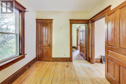 942 Moore Street, Cambridge, ON - Indoor Photo Showing Other Room