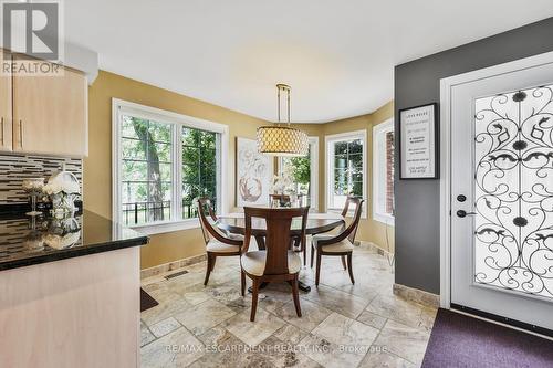 491-493 Dewitt Road, Hamilton, ON - Indoor Photo Showing Dining Room