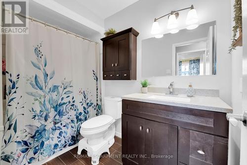 14 Northridge Drive, West Lincoln, ON - Indoor Photo Showing Bathroom