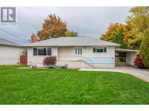 1077 Maccleave Avenue, Penticton, BC - Outdoor