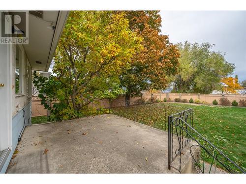 1077 Maccleave Avenue, Penticton, BC - Outdoor