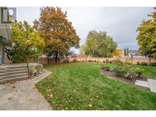 1077 Maccleave Avenue, Penticton, BC - Outdoor