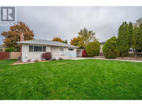 1077 Maccleave Avenue, Penticton, BC - Outdoor