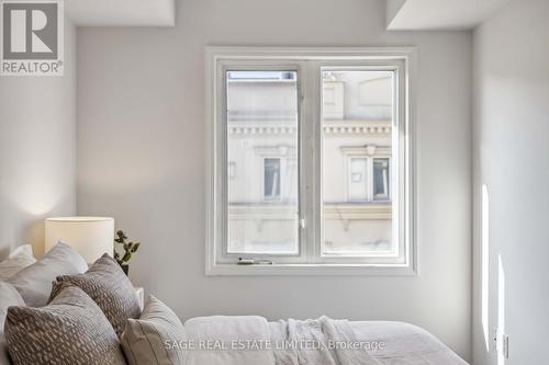 Th32 - 78 Carr Street, Toronto, ON - Indoor Photo Showing Bedroom