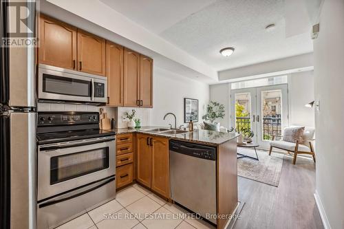 Th32 - 78 Carr Street, Toronto, ON - Indoor Photo Showing Kitchen With Double Sink