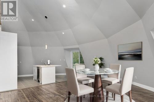 47 Campbell Avenue, Oro-Medonte, ON - Indoor Photo Showing Dining Room