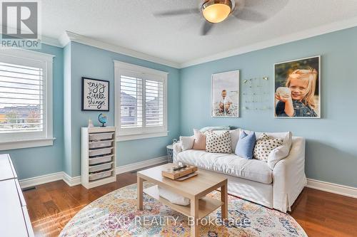 3089 Ferguson Drive, Burlington, ON - Indoor Photo Showing Living Room