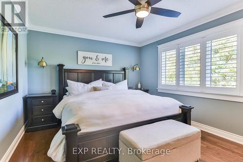 3089 Ferguson Drive, Burlington, ON - Indoor Photo Showing Bedroom