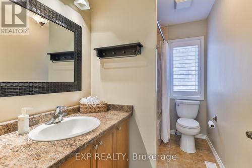 3089 Ferguson Drive, Burlington, ON - Indoor Photo Showing Bathroom