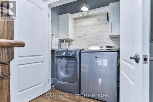 3089 Ferguson Drive, Burlington, ON - Indoor Photo Showing Laundry Room