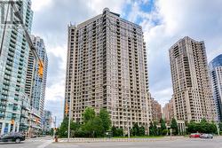 827 - 3888 DUKE OF YORK BOULEVARD  Mississauga, ON L5B 4P5