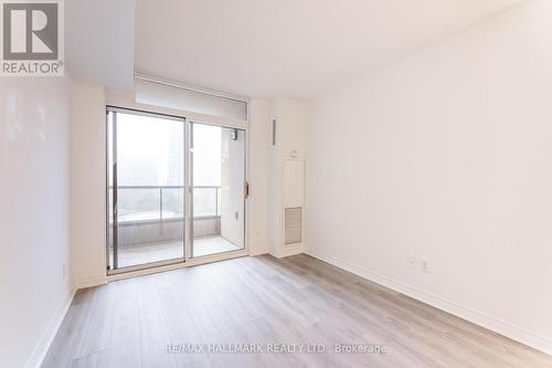 827 - 3888 Duke Of York Boulevard, Mississauga, ON - Indoor Photo Showing Other Room