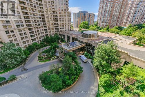 827 - 3888 Duke Of York Boulevard, Mississauga, ON - Outdoor