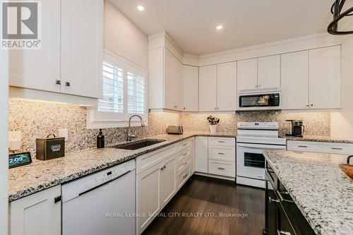 380 Rogers Road, North Perth, ON - Indoor Photo Showing Kitchen With Upgraded Kitchen