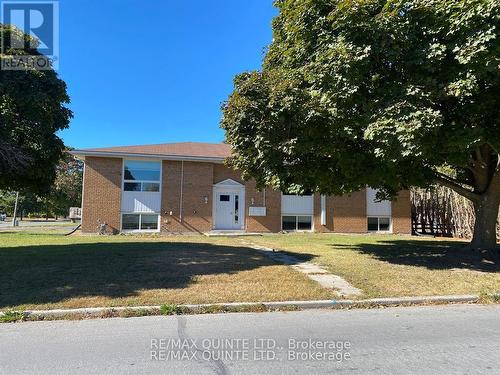 4 - 2 Village Drive, Belleville, ON - Outdoor