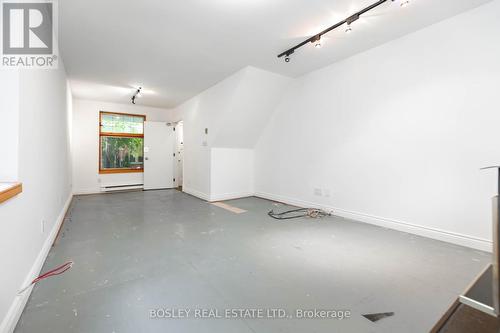 415 Wellesley Street E, Toronto, ON - Indoor Photo Showing Other Room