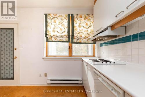 415 Wellesley Street E, Toronto, ON - Indoor Photo Showing Kitchen