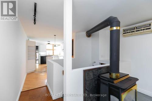 415 Wellesley Street E, Toronto, ON - Indoor Photo Showing Other Room