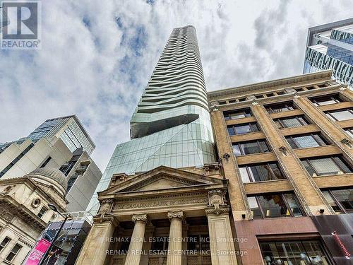 5102 - 197 Yonge Street, Toronto, ON - Outdoor With Facade