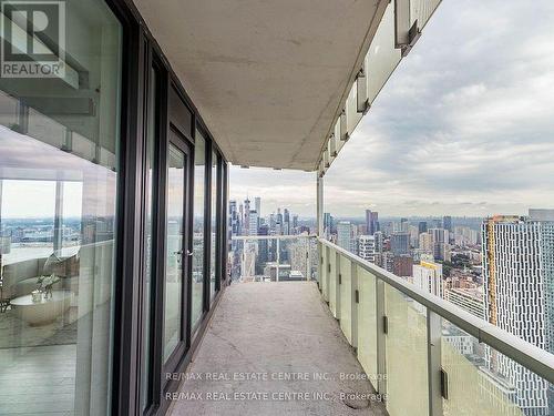 5102 - 197 Yonge Street, Toronto, ON - Outdoor With View With Exterior