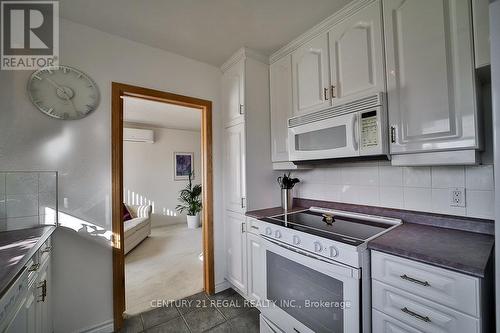 56 Somerdale Square, Toronto, ON - Indoor Photo Showing Kitchen