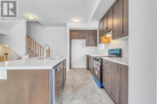 1979 Cameron Lott Crescent, Oshawa, ON - Indoor Photo Showing Kitchen