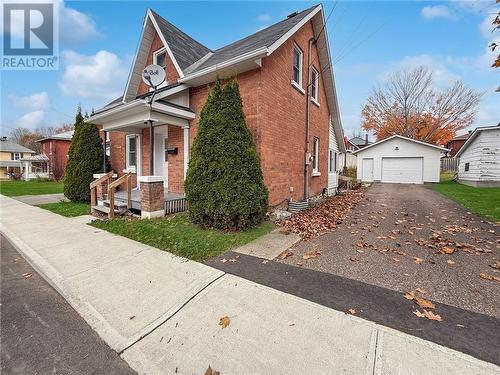 101 Queen Street S, Renfrew, ON - Outdoor With Facade