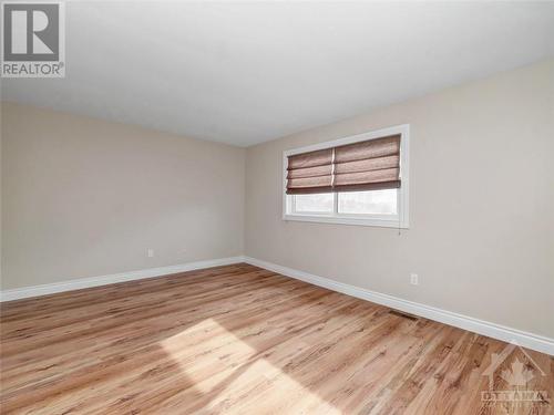 15 Foxhill Way Unit#A, Ottawa, ON - Indoor Photo Showing Other Room