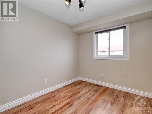 15 Foxhill Way Unit#A, Ottawa, ON - Indoor Photo Showing Other Room