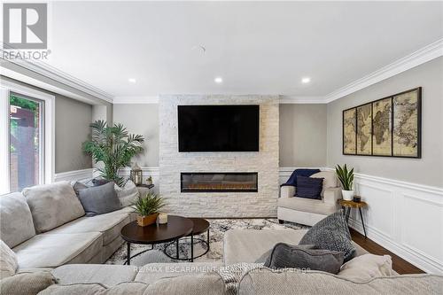 8 Orr Crescent, Hamilton, ON - Indoor Photo Showing Living Room With Fireplace