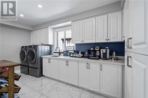 8 Orr Crescent, Hamilton, ON - Indoor Photo Showing Laundry Room