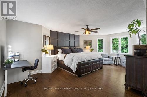 8 Orr Crescent, Hamilton, ON - Indoor Photo Showing Bedroom