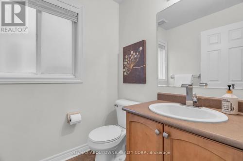 80 Darling Crescent, Guelph, ON - Indoor Photo Showing Bathroom