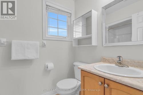 80 Darling Crescent, Guelph, ON - Indoor Photo Showing Bathroom