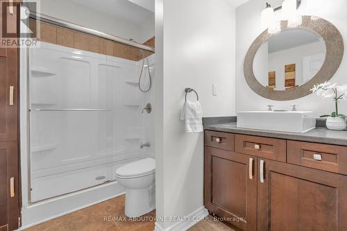 80 Darling Crescent, Guelph, ON - Indoor Photo Showing Bathroom