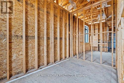 62 Bergenstein Crescent, Pelham, ON - Indoor Photo Showing Other Room