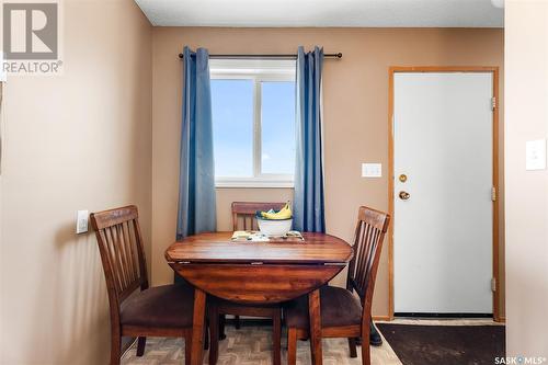 214 67 Wood Lily Drive, Moose Jaw, SK - Indoor Photo Showing Dining Room