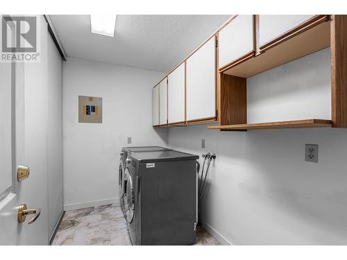 338 Nicola Street Unit# 305, Kamloops, BC - Indoor Photo Showing Laundry Room