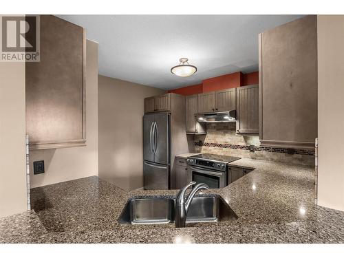 338 Nicola Street Unit# 305, Kamloops, BC - Indoor Photo Showing Kitchen With Stainless Steel Kitchen