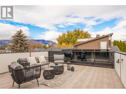 2167 Aberdeen Street, Kelowna, BC - Outdoor With Deck Patio Veranda