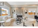 2169 Aberdeen Street, Kelowna, BC  - Indoor Photo Showing Living Room 