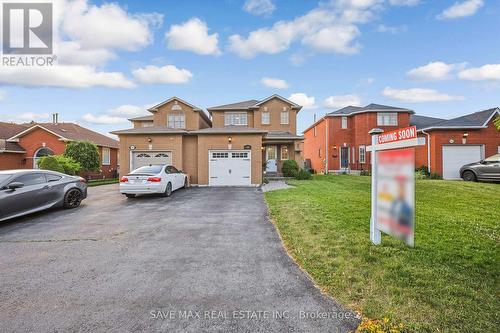 440 Stonegate Avenue, Oshawa, ON - Outdoor With Facade