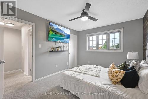 440 Stonegate Avenue, Oshawa, ON - Indoor Photo Showing Bedroom