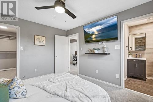 440 Stonegate Avenue, Oshawa, ON - Indoor Photo Showing Bedroom