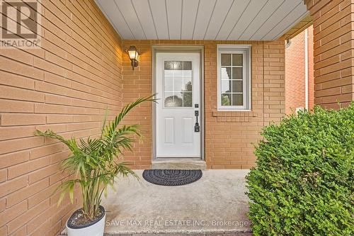 440 Stonegate Avenue, Oshawa, ON - Outdoor With Exterior