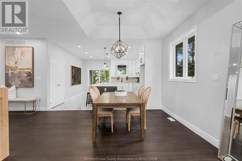 866 Maple Avenue, Lasalle, ON - Indoor Photo Showing Dining Room