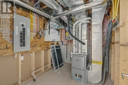 866 Maple Avenue, Lasalle, ON - Indoor Photo Showing Basement